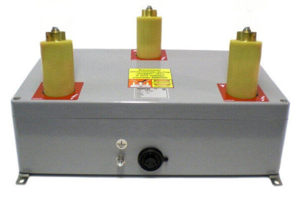 AR7 - Medium Voltage up to 7kV AC Adapter